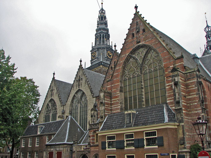 Oude Kerk - Things to Do in Amsterdam - The Trusted Traveller