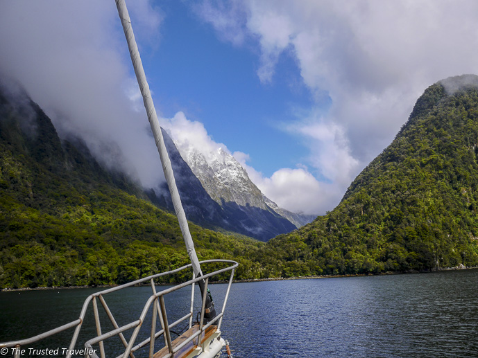 Milford Sound - New Zealand Travel Guide - The Trusted Traveller