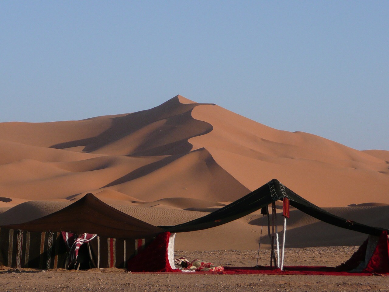 Camp in the Sahara - 5 Must-Do Experiences in Morocco - The Trusted Traveller