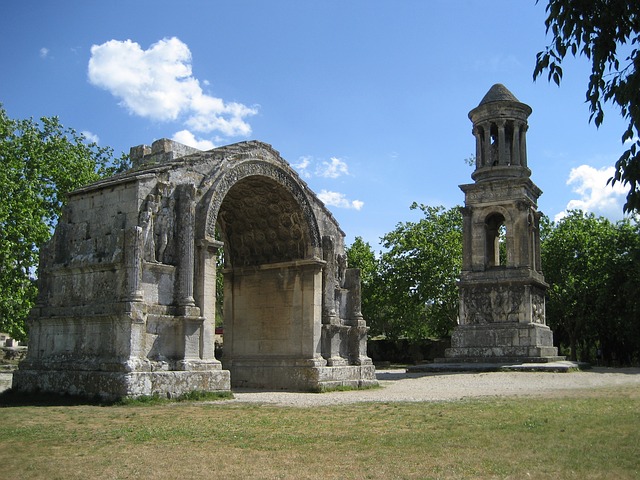 Roman ruins at Saint-Remy-de-Provence - The Best of France: A Two Week Itinerary - The Trusted Traveller