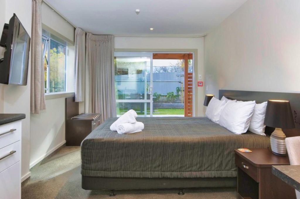 Where to Stay in Queenstown - The Trusted Traveller