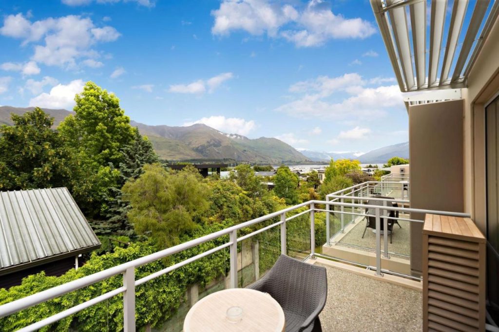 Where to Stay in Wanaka, New Zealand - The Trusted Traveller